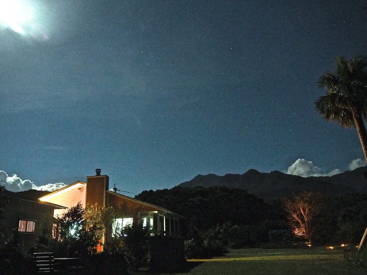 Cottage Orange House Yakushima Якусима Экстерьер фото